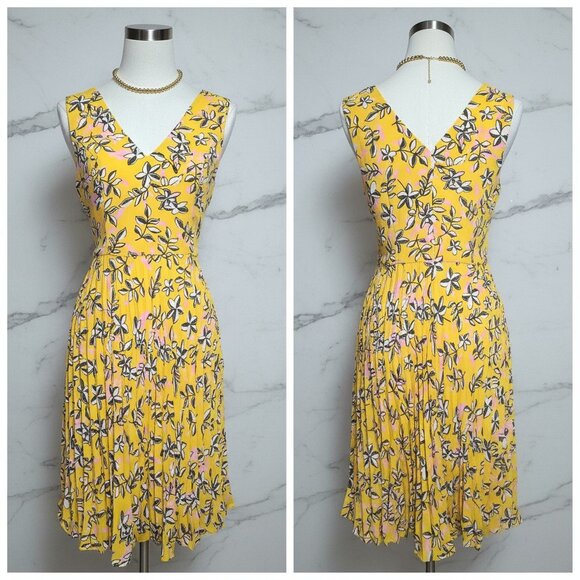 Banana Republic Yellow Floral Dress | Cottagecore Preppy Pleated A-Line V-Neck - Picture 1 of 17